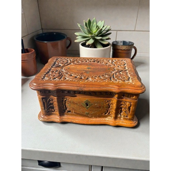 Vintage Hand Carved Wood Jewelry Box Red Velvet Lining 10
